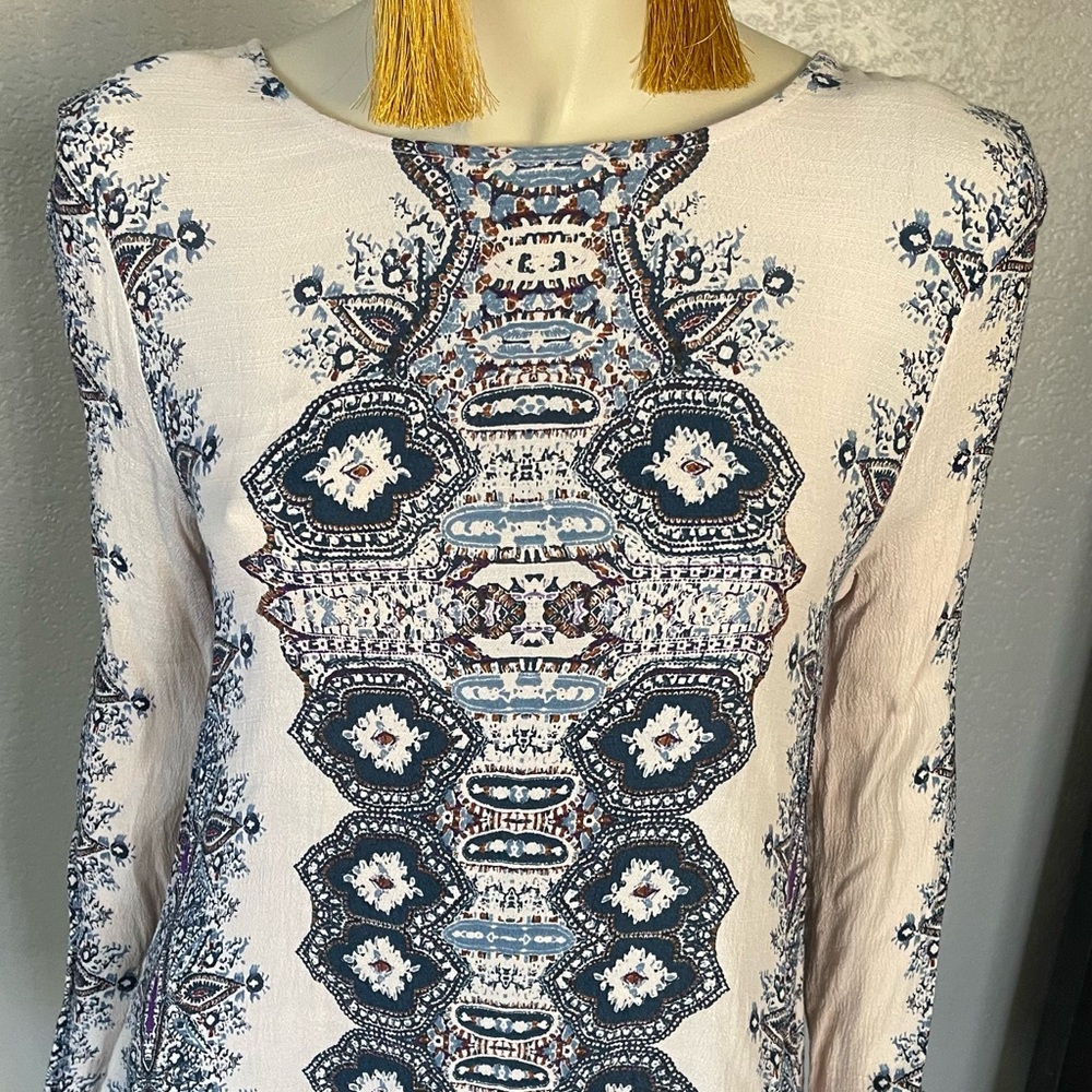 Free People - Picture 4 of 9